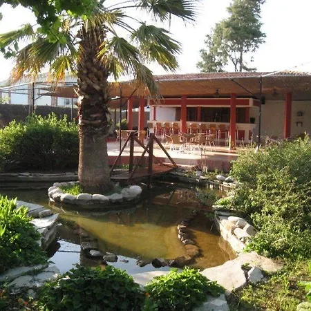 Hotel La Perla 2*