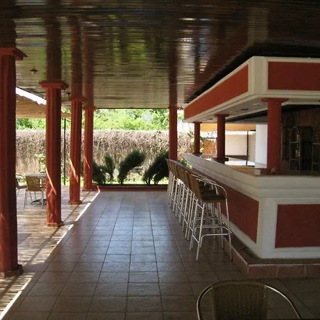 Hotel La Perla 2*